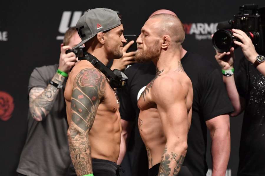Hvězda UFC popudila fanouška. McGregorovy peníze tě změnily