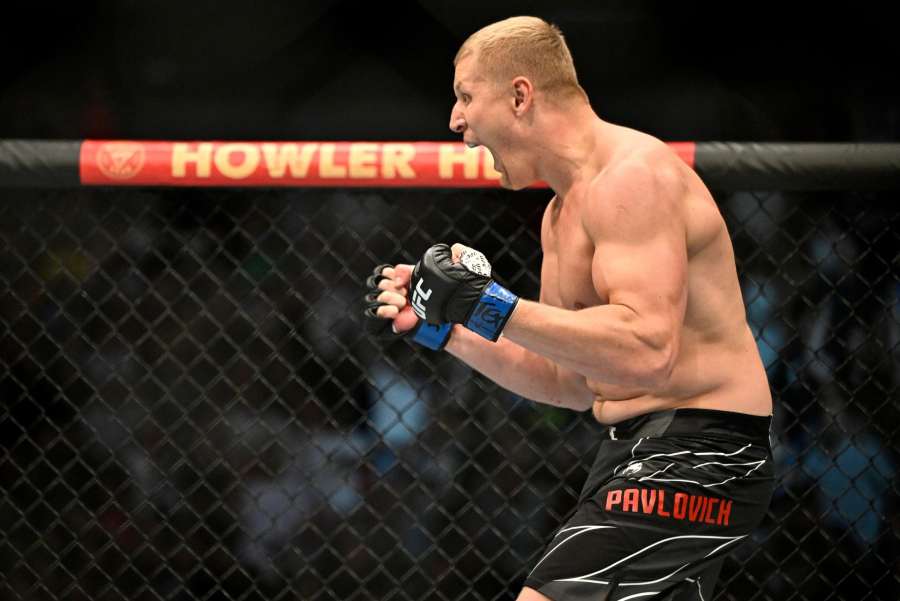 Ruská demolice v UFC. Dvoumetrový Brazilec padl po 39 sekundách