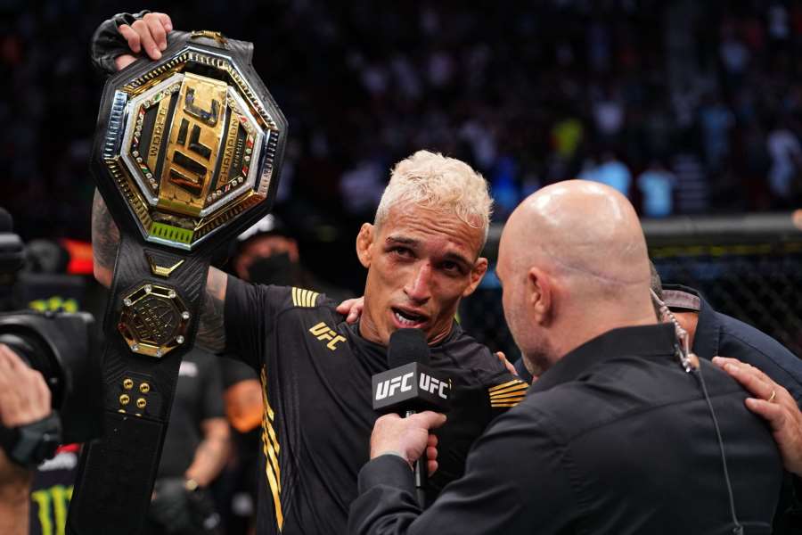 Soupeře vidím v kleci třikrát. Mířím na prostředního, šokovala hvězda UFC pravdou o svém zdraví