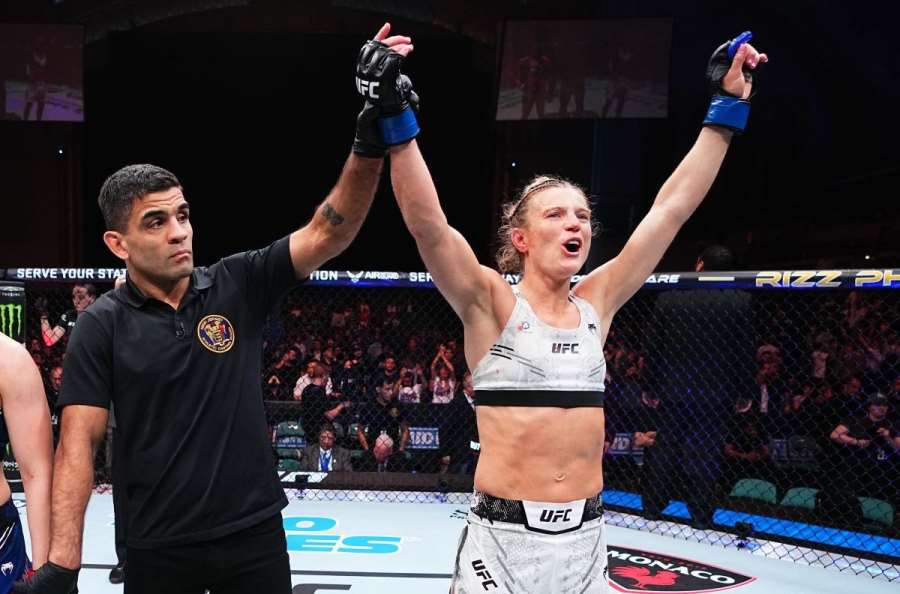 Francouzská bestie zastavila vycházející kometu UFC, pak si řekla o titul