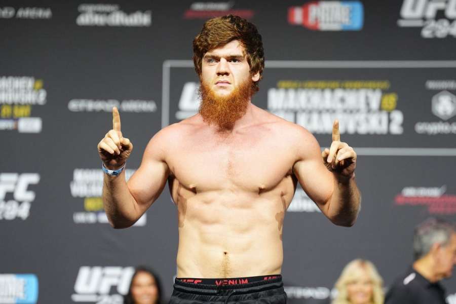 UFC se hlásí z Ázerbájdžánu. 26 zápasníků vstoupilo na váhu