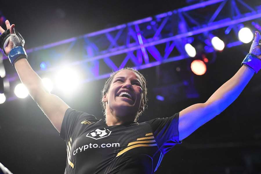 Absolutní šok v UFC! Dvojnásobná šampionka Nunes v noci padla! 