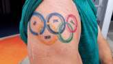 Za postup na olympiádu slíbil tetování. Dodržel slovo. 