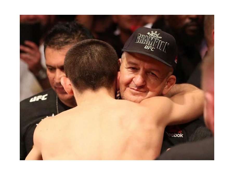 Návrat Nurmagomedova? Myslím, že chce ctít přání svého otce, překvapil boss UFC