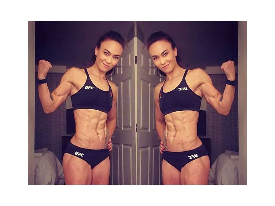 Nahé snímky, natáčení v Hollywoodu, a teď zase výhra v UFC.  Sen odvážné mámy žije